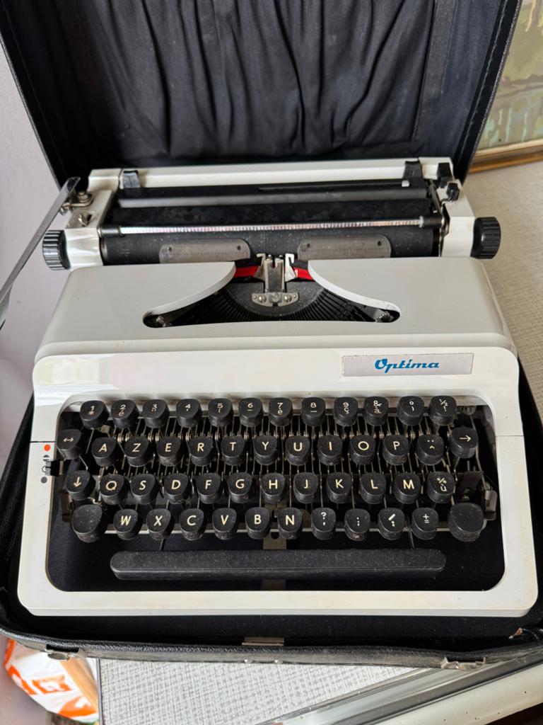 Antieke typmachine, Diversen, Typemachines, Ophalen, Zo goed als nieuw