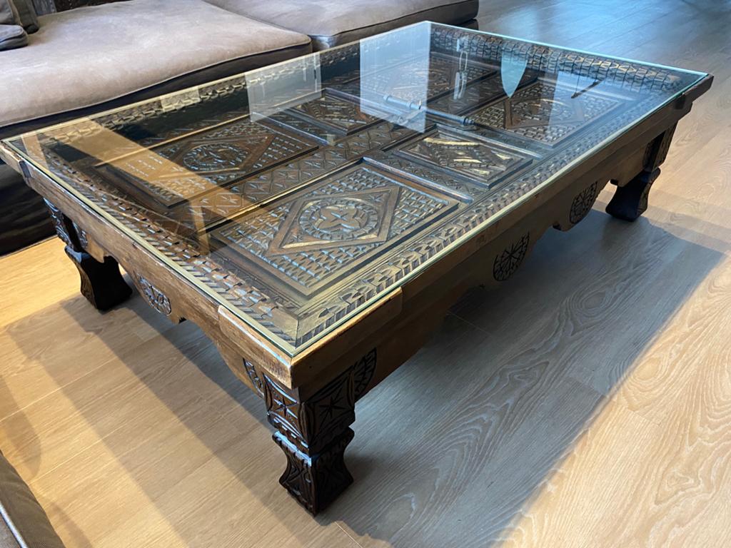 Houten met de hand gemaakte salontafel uit Marrakech, Ophalen, 50 tot 100 cm, Zo goed als nieuw, 150 tot 200 cm