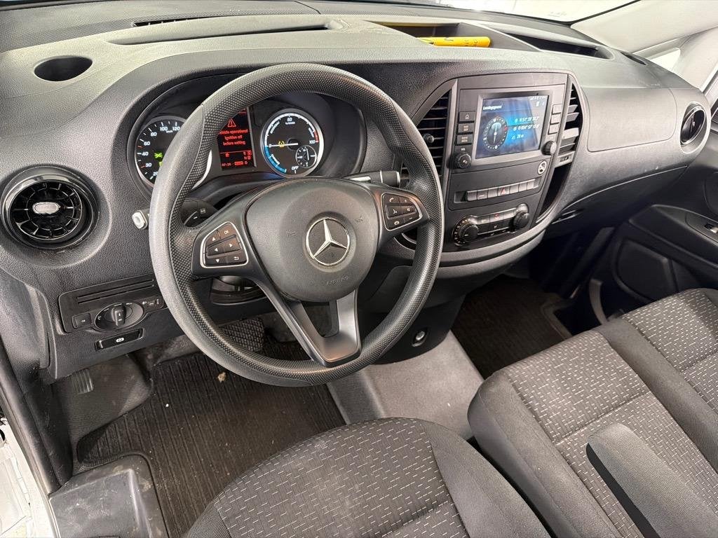 Mercedes-Benz eVito L2 PRO 66kWh | Navigatie | Achteruitrijc, Auto's, 4 deurs, Stof, Euro 6, 116 pk