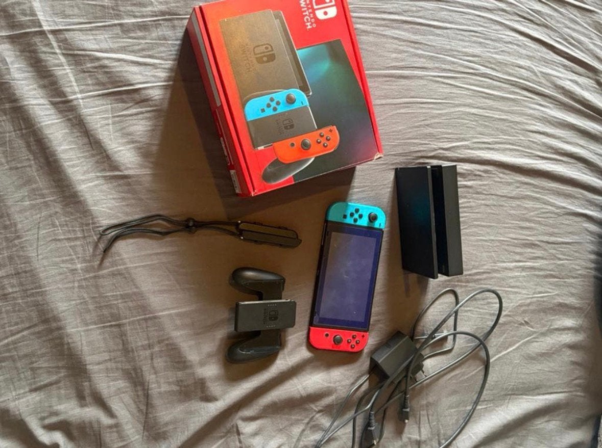Nintendo Switch + Animal Crossing – Complete set, Ophalen, Zo goed als nieuw