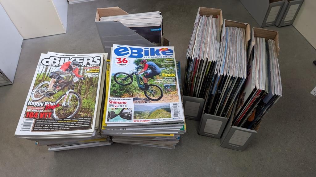 150 magazines VTT. VTT Mag, O2 Bikers, Vélo Vert, Enlèvement