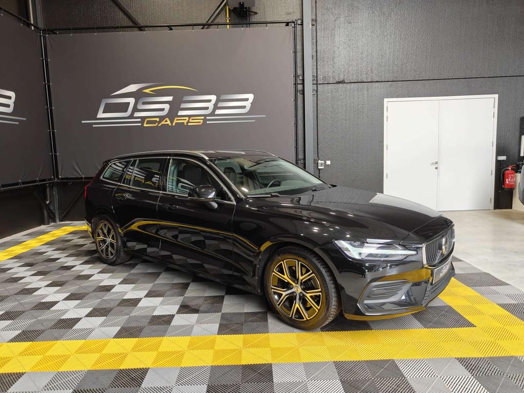 Volvo V60 2.0 B3 MHEV/LED/WarmLeder/Keyless/AdCruise/CAM, Autos, Cuir, Achat, 140 g/km, Entreprise