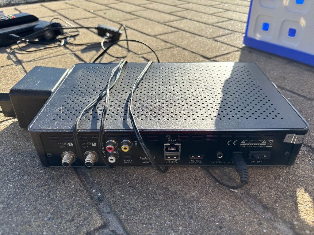 receiver vaar digitale televisie van de franse zenders, Enlèvement ou Envoi, Utilisé