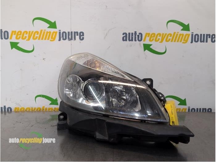 Phare droit d'un Renault Clio, Autos : Pièces & Accessoires, -, Renault, -, 3 mois de garantie