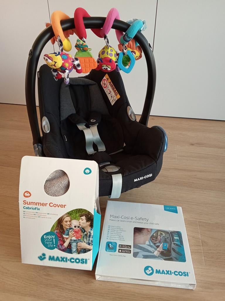 Maxi-cosi Autostoel Cabriofix + hoes, speeltje & E-Safety, Ophalen, Maxi-Cosi