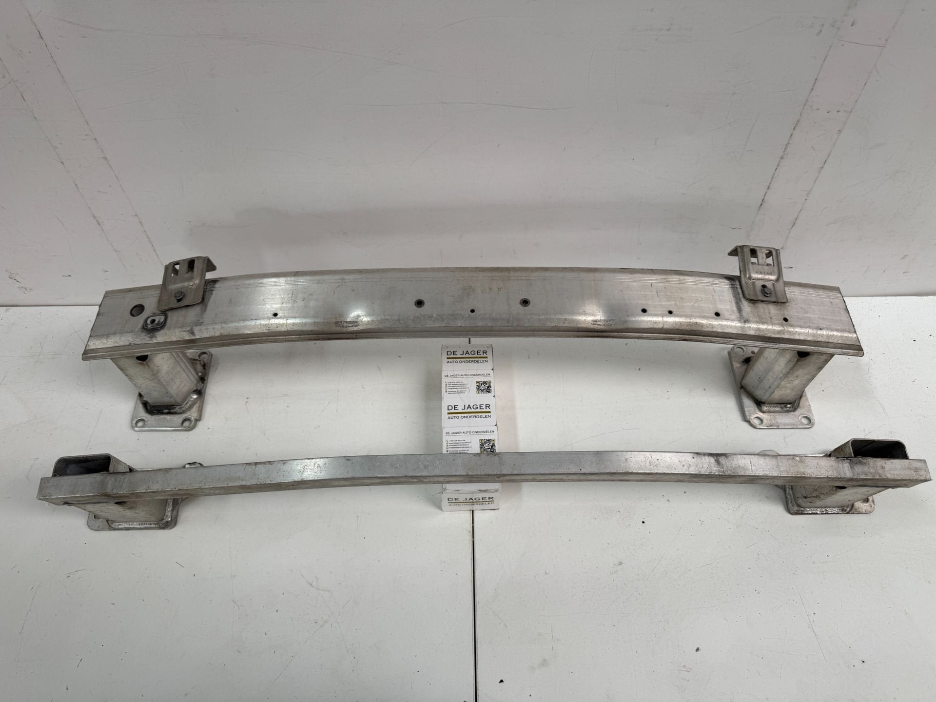 Pare-chocs Peugeot 3008 2 5008 2 GT 9824513780 9822100180, Taurusavenue 1
2132 LS  Hoofddorp, NL, Contact.group@renault.com, Stellantis N.V.
