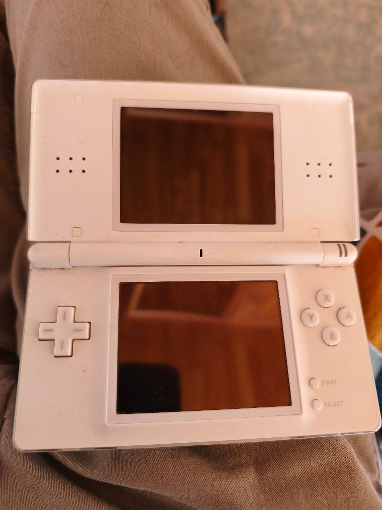 Nintendo DS lite Blanche + Chargeur + Stylet, Enlèvement ou Envoi, Utilisé, Blanc, DS Original ou Phat