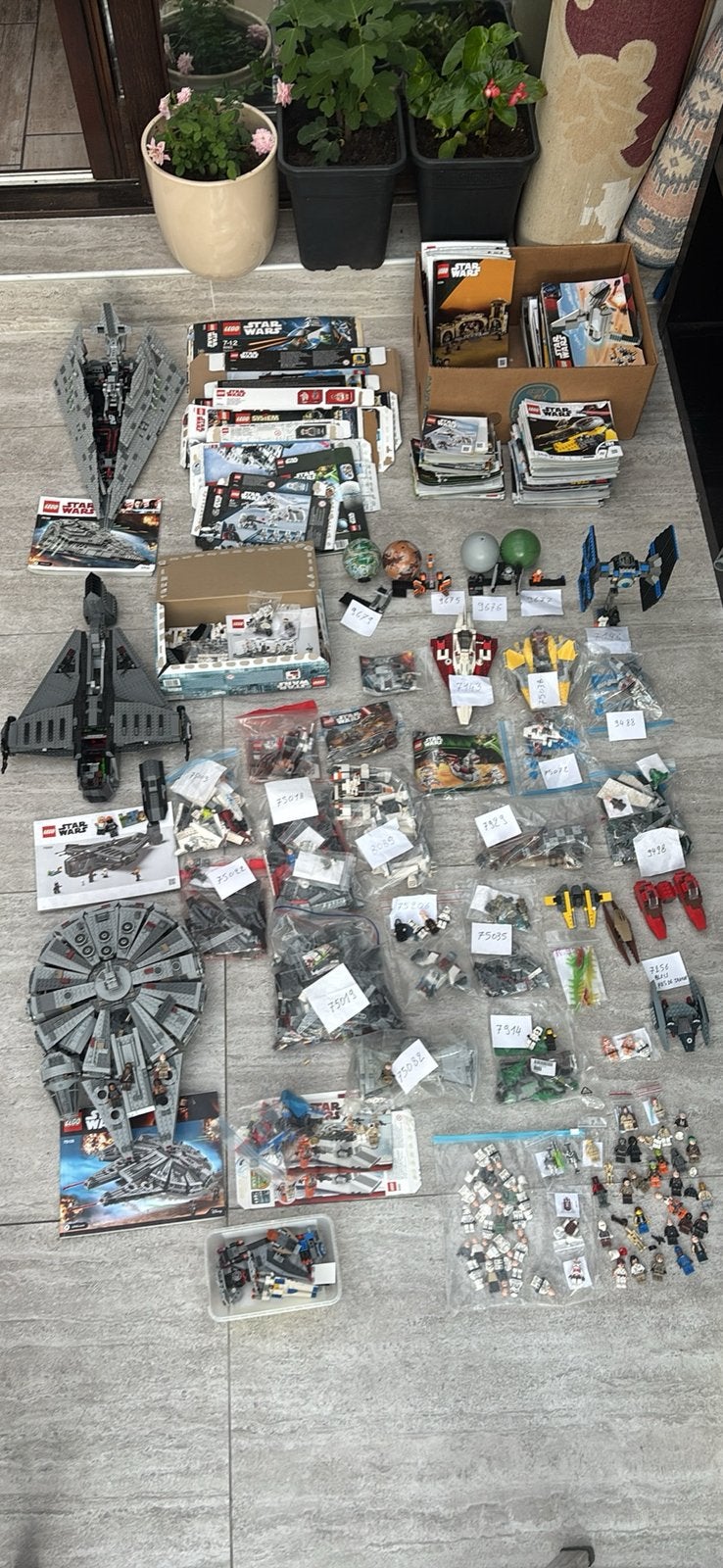 Lot de lego star wars pas complet, Enfants & Bébés, Jouets | Duplo & Lego, Utilisé, Lego, Ensemble complet, Instructions incluses