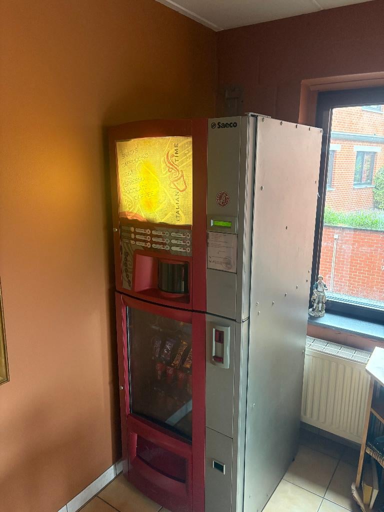 Distributeur Snack et Boissons chaudes (SAECO), Electroménager, Électroménager & Équipement Autre, Enlèvement, Utilisé