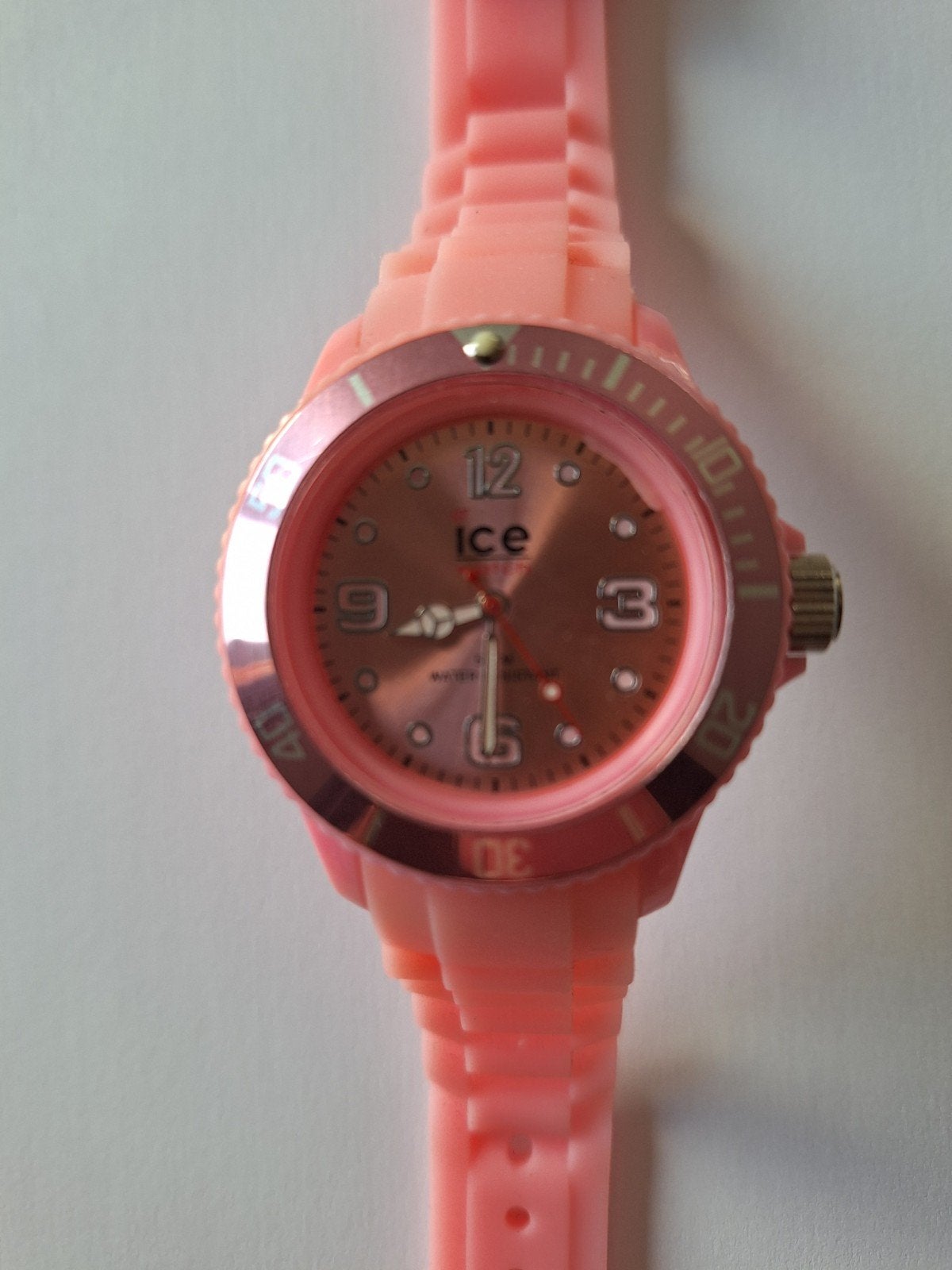 ice watch horloge in topstaat, Ophalen of Verzenden, Zo goed als nieuw, Rood, Jongen of Meisje
