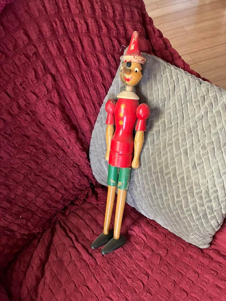 Pinocchio en bois, Enlèvement, Comme neuf