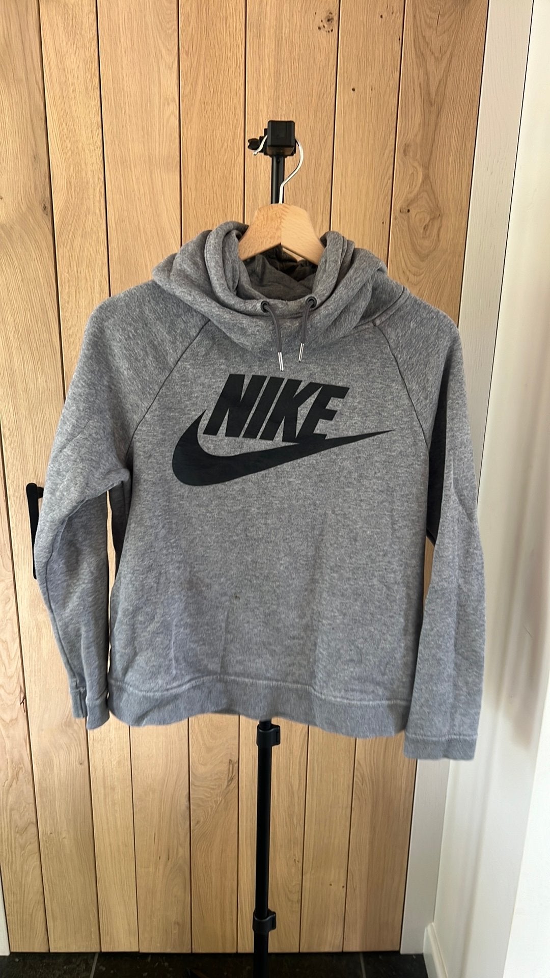 Sweat à capuche Nike taille S gris, Enlèvement ou Envoi, Comme neuf, Taille 36 (S), Gris