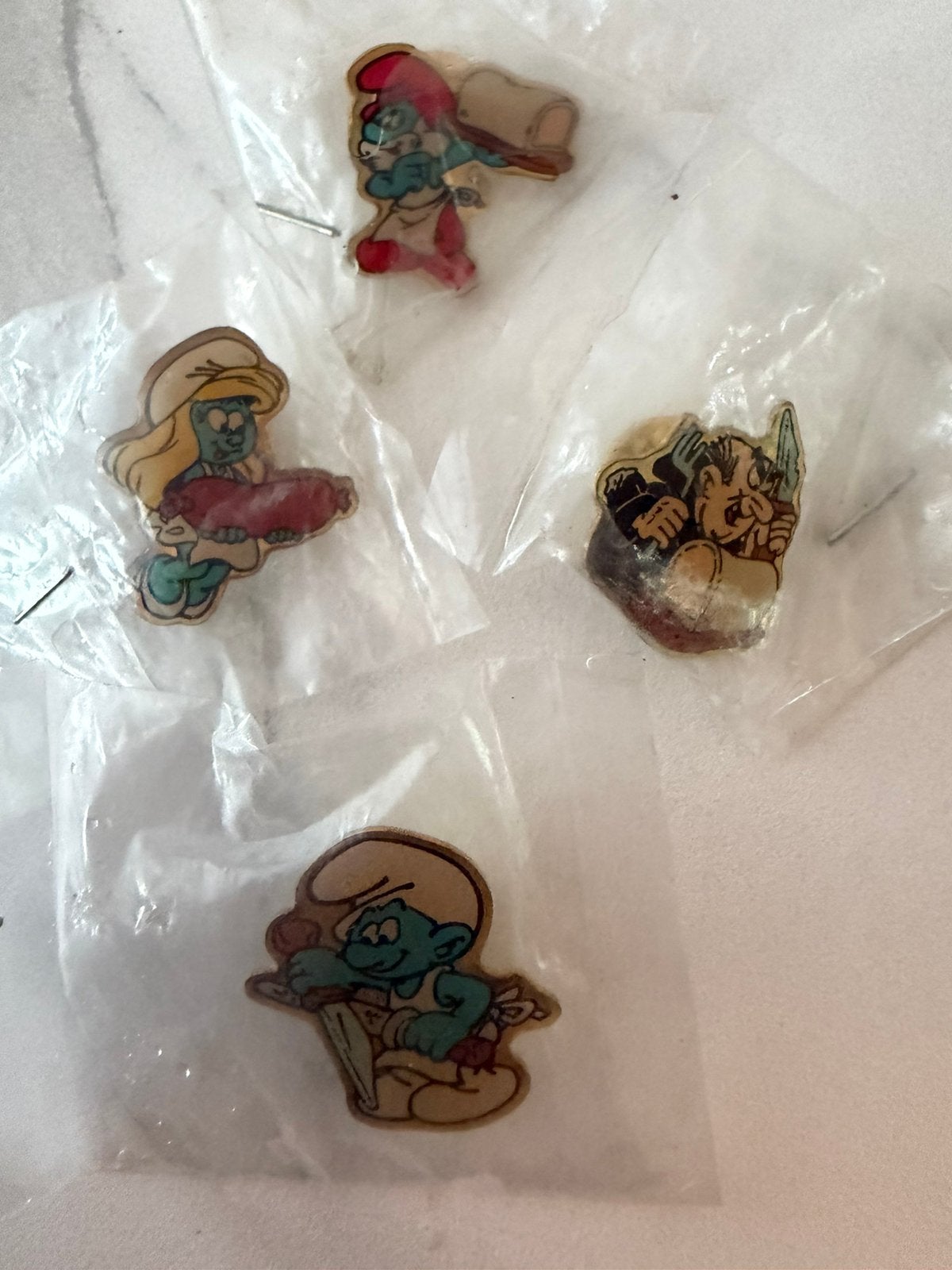 Lot 4 pins smurfen peyo 1992 ter beke strumph, Ophalen of Verzenden, Zo goed als nieuw