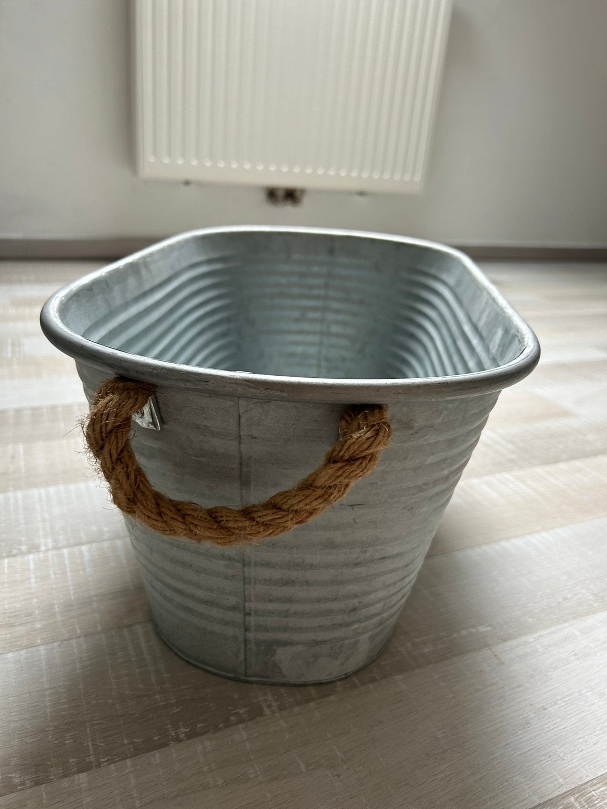 Jardinière en métal avec suspension en sisal – Neuve, Enlèvement, Comme neuf