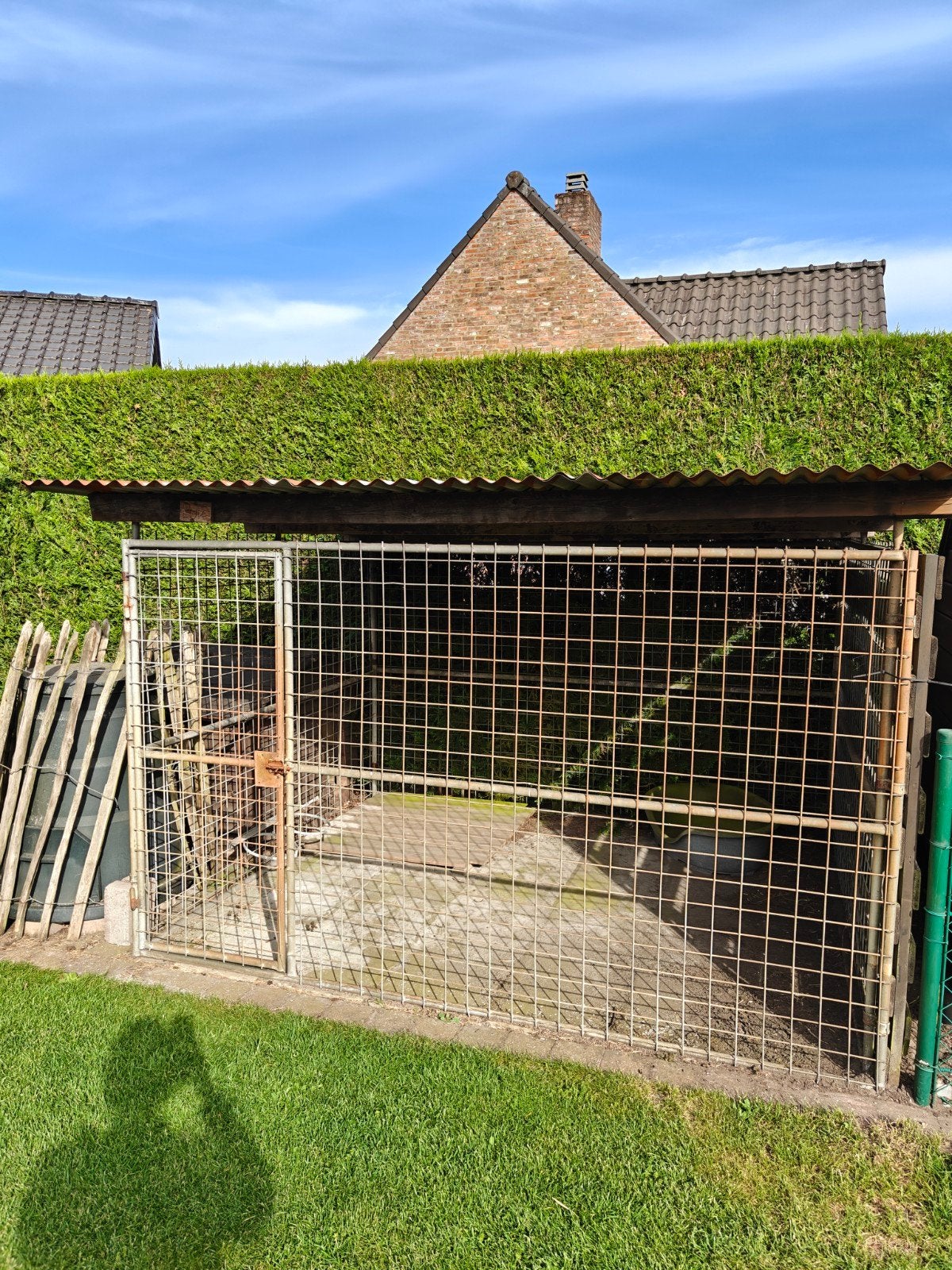 Hondenren en hok gratis af te halen, Dieren en Toebehoren, Hondenhokken, Ophalen