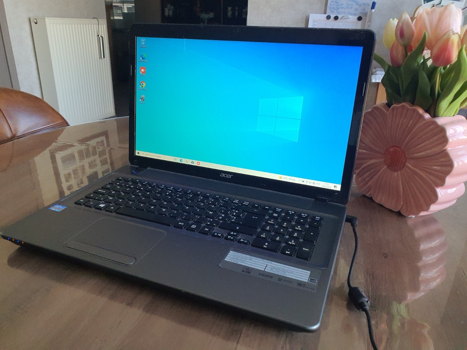 laptop Acer aspire E1 771 i3 6gb ssd256 17inch win10, Informatique & Logiciels, Ordinateurs Vintage, Enlèvement
