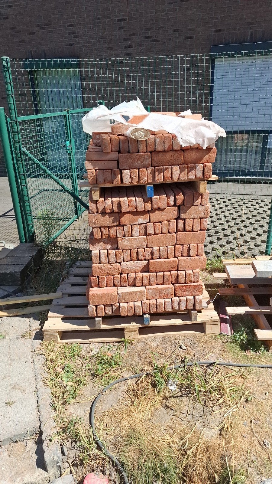gevelsteen oud Kapelle mod 50 vandersanden 800 stuks, Ophalen