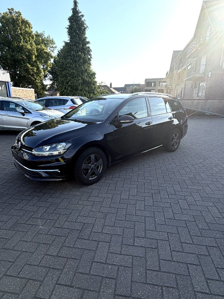 VW GOLF VARIANTE 7, Achat, Euro 6, Entreprise, Détection des panneaux routiers