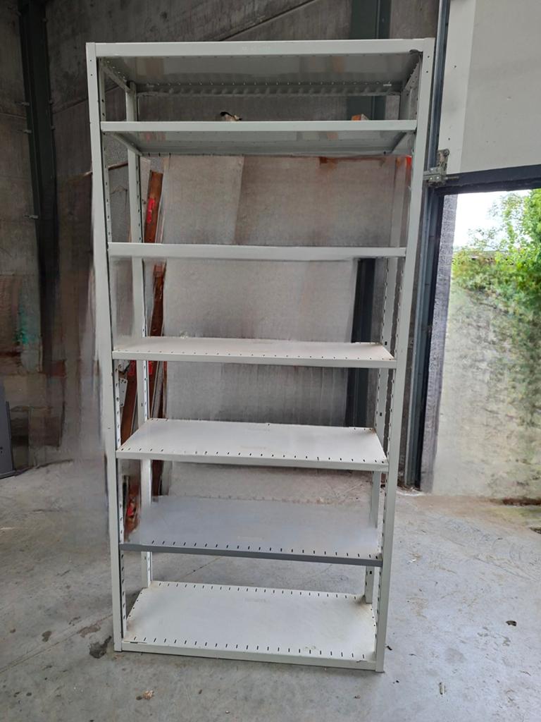 Metalen rek 100 kg/ legbord, Ophalen