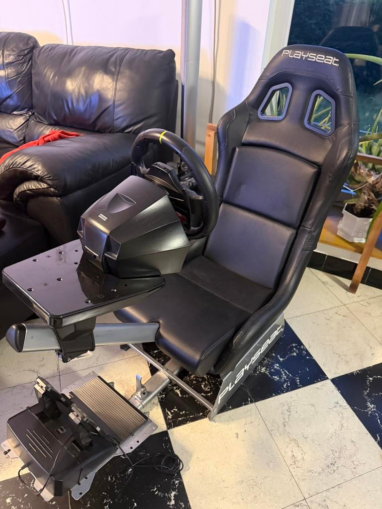 PLAYSEAT Gaming Chair, Games en Spelcomputers, Spelcomputers | Sony Consoles | Accessoires, Ophalen, Zo goed als nieuw, Playseat of Racestoel