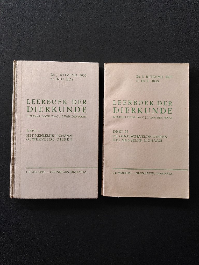 Leerboek der Dierkunde 2 delen, Boeken, Ophalen of Verzenden, Gelezen