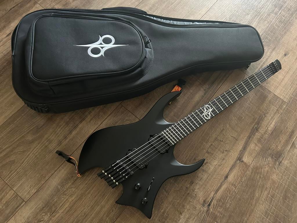 Solar H2.6C “Guillotine” Headless Carbon Black - CHUG LIFE !, Musique & Instruments, Instruments à corde | Guitares | Électriques