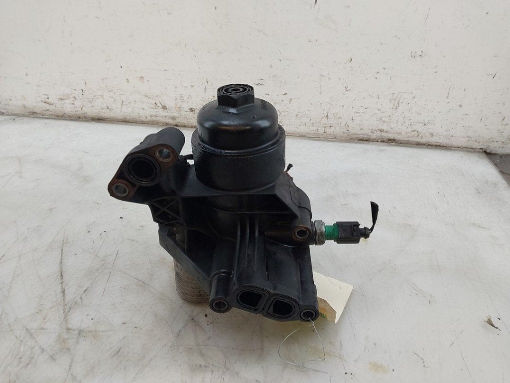 BOITIER FILTRE HUILE Passat Variant (3G5) (|03N117021|), Dhr. J. Ham, Volkswagen, Administratie@autoham.nl, Utilisé