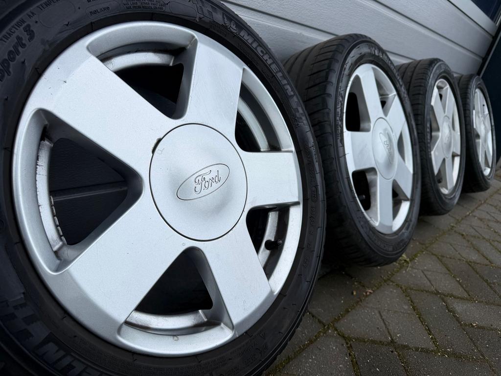 Orginele 15 inch Ford Fiesta Fusion B Max velgen zomerbanden, Auto-onderdelen, Gebruikt, 15 inch, -, -