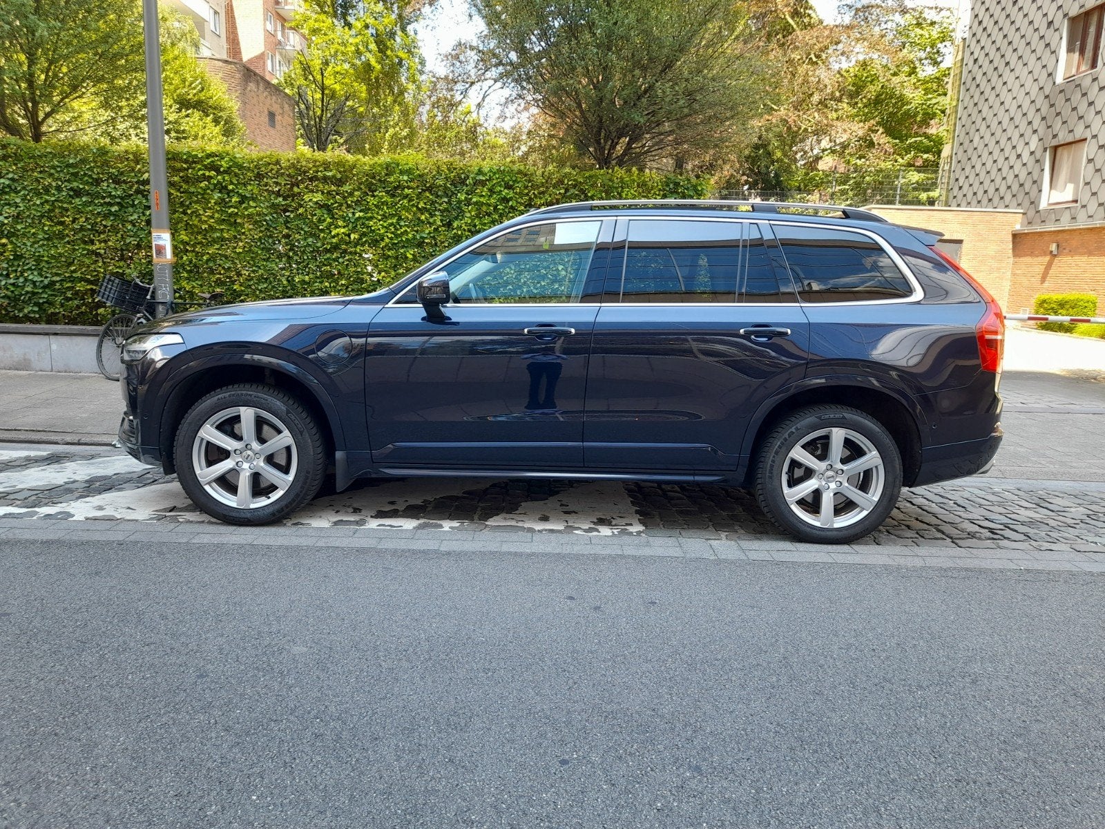 Volvo XC90 Plug in Hybrid T8 AWD, Autos, Achat, 7 places, Entretenue par le concessionnaire, Automatique