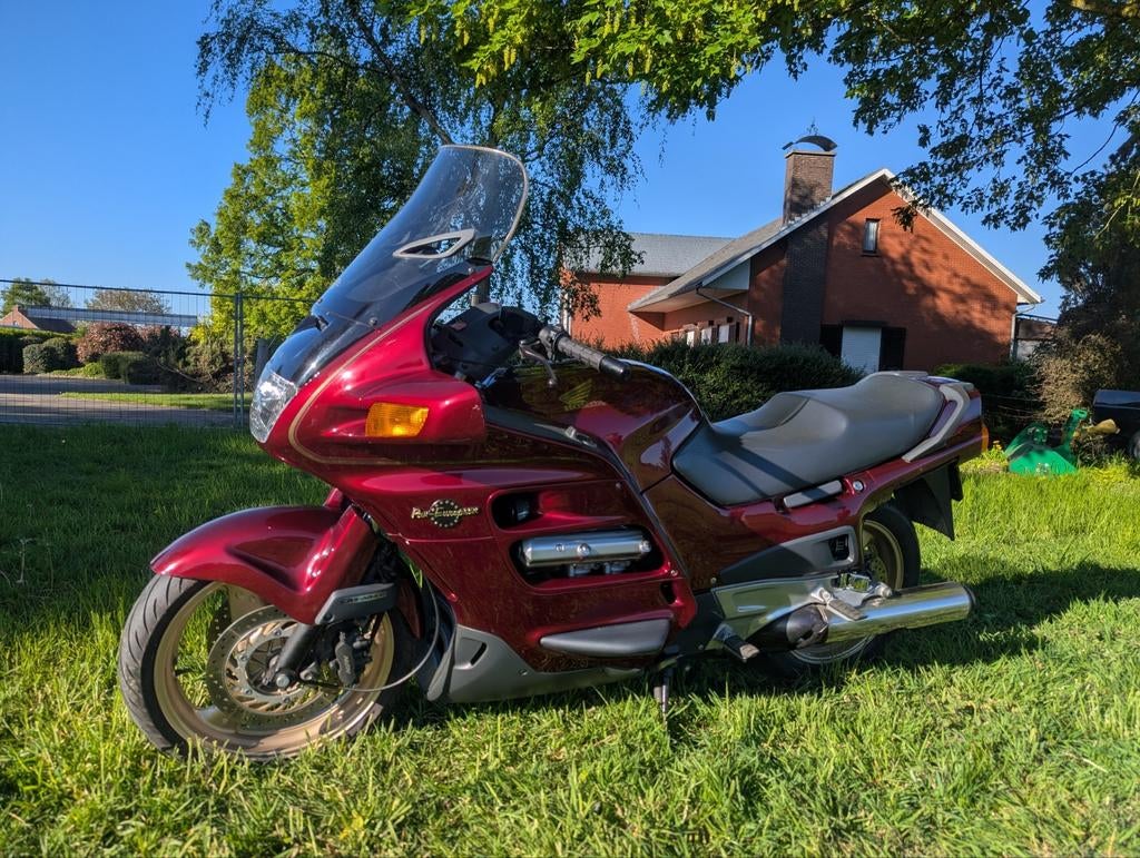 ST1100 Pan European 28000km oldtimer, Motos, Motos | Honda, Tourisme, 1099 cm³, Occasion, Transmission par cardan