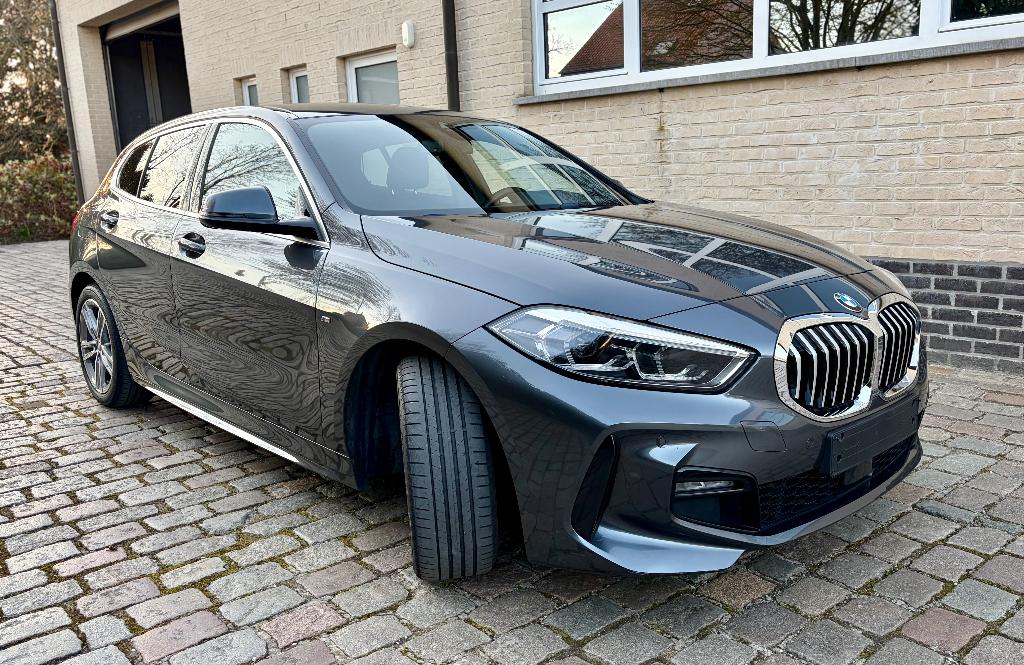 BMW 116 d M-sport Automatique ### 53000 km ###, Autos, BMW, Argent ou Gris, Euro 6, Entreprise, Garantie prolongée
