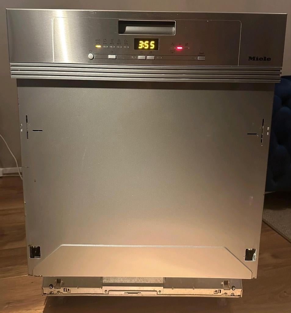 Luxe Miele inbouw vaatwasser - 2,5 jr oud - z.g.a.n!!!!!, Elektronische apparatuur, Vaatwasmachines, Zo goed als nieuw, Inbouw