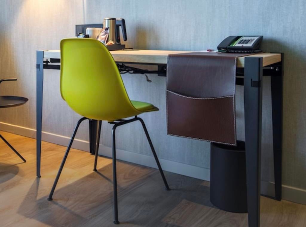 VITRA EAMES DSX — 162 STUKS | DESIGNSTOEL, Ophalen, Gebruikt, Zwart