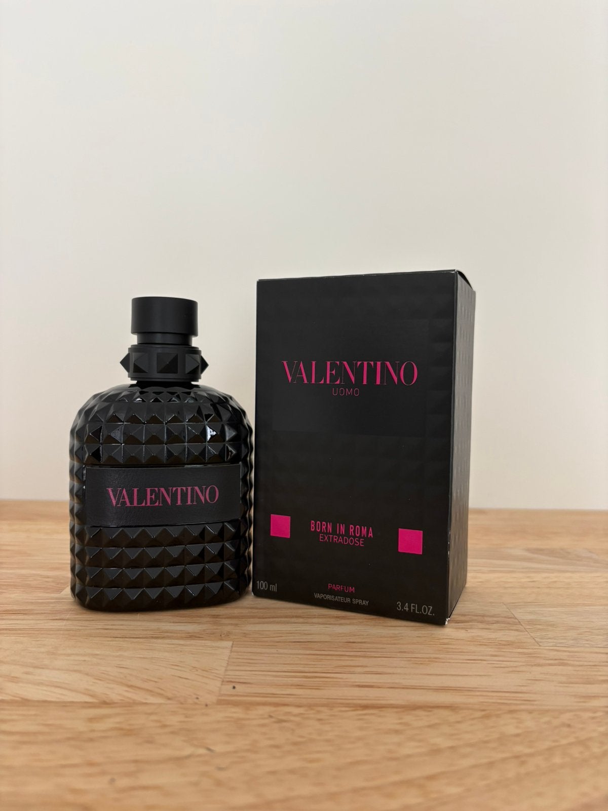 Valentino - born in roma, extradose - 100ml, Ophalen of Verzenden, Zo goed als nieuw