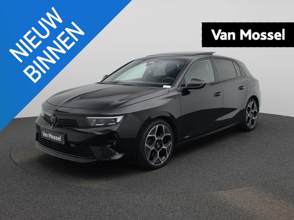Opel Astra 1.6 Turbo Hybrid 132kW Ultimate PANO | AGR seats, Auto's, 4 cilinders, Zwart, Plug-in hybride, 5 zetels