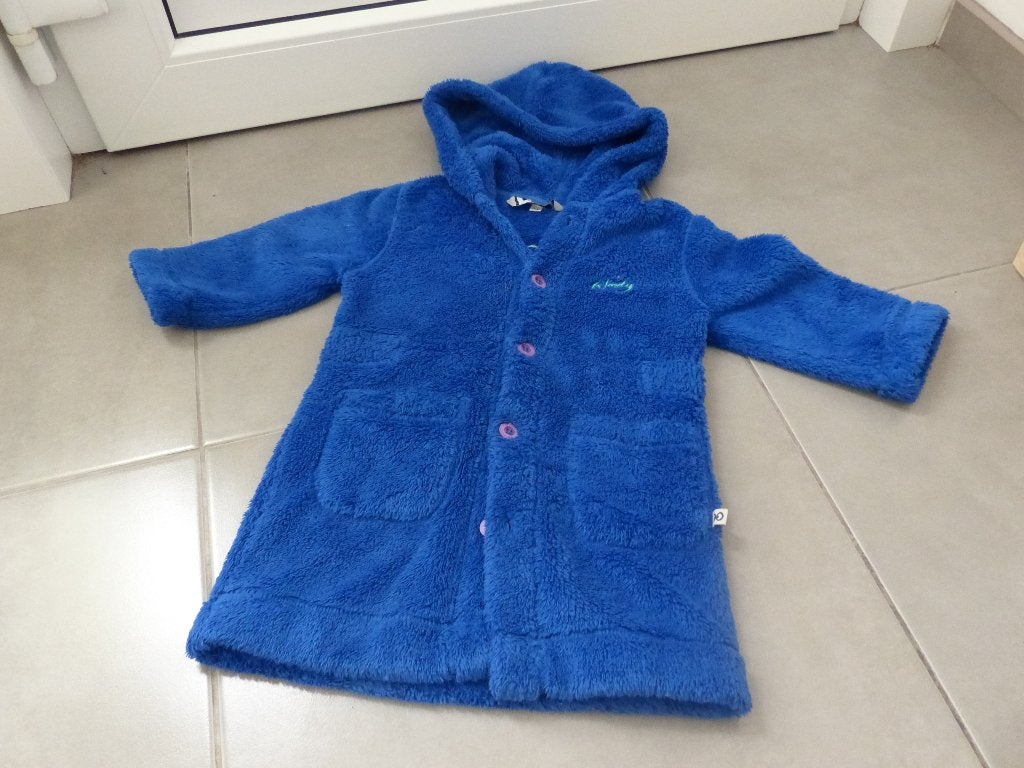Leuke badjas Woody - maat 92, Kinderen en Baby's, Nacht- of Onderkleding, Jongen of Meisje, Ophalen of Verzenden, Zo goed als nieuw