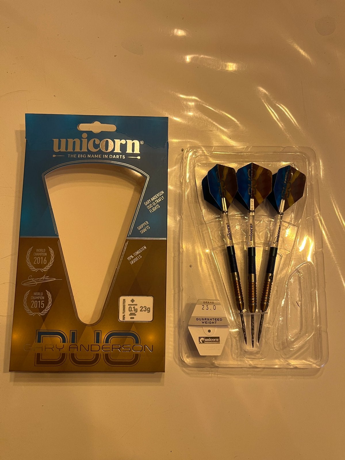 Gary Anderson blue.  23 gr.   unicorn, Ophalen, Zo goed als nieuw