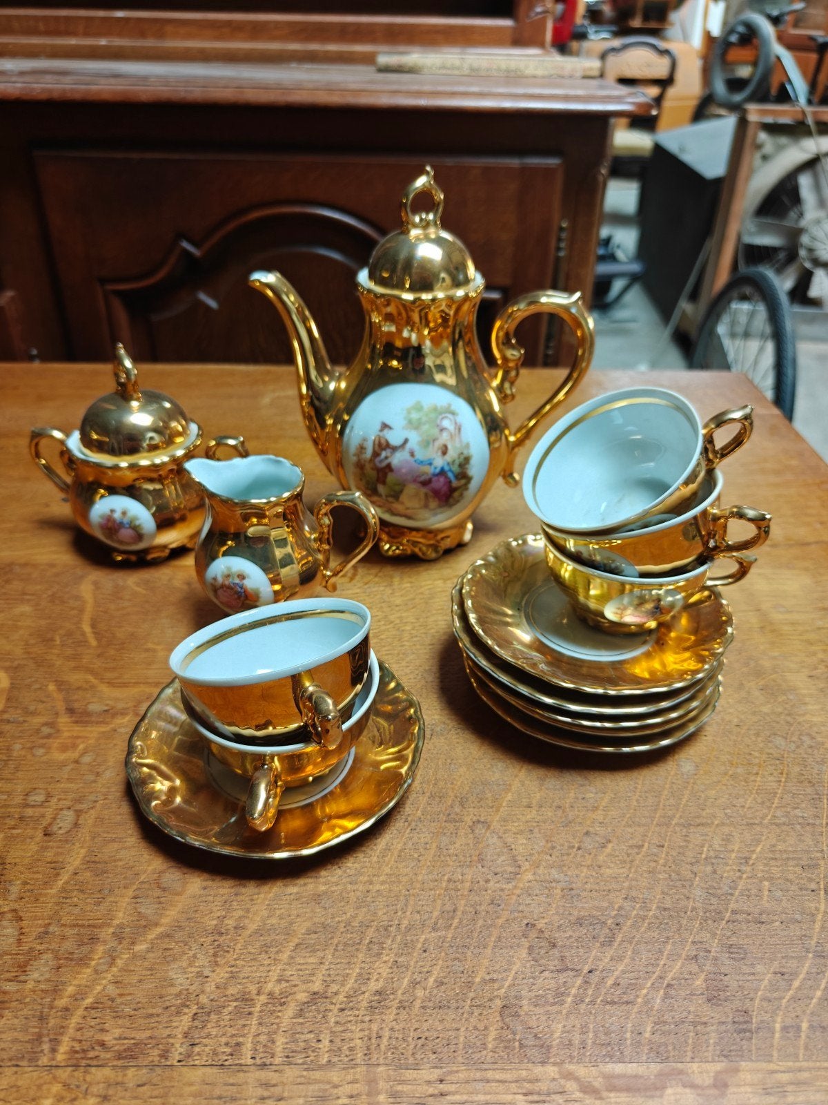 Bavaria porselein in bladgoud, Antiek en Kunst, Ophalen