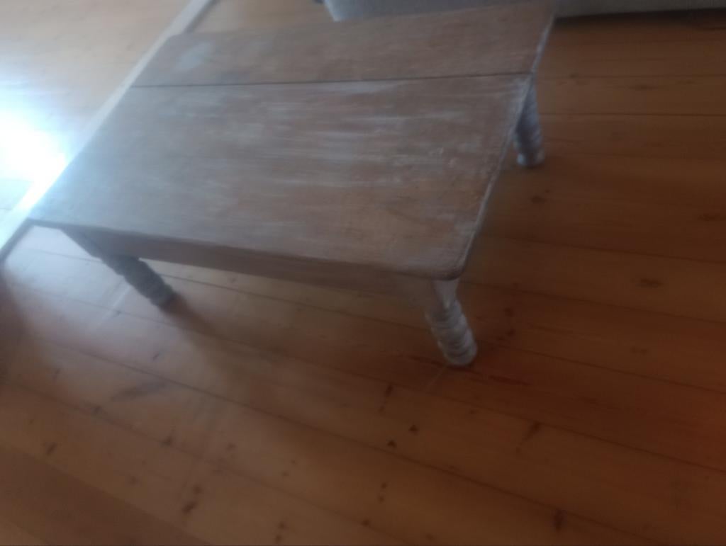 Mooie salon tafel, Ophalen