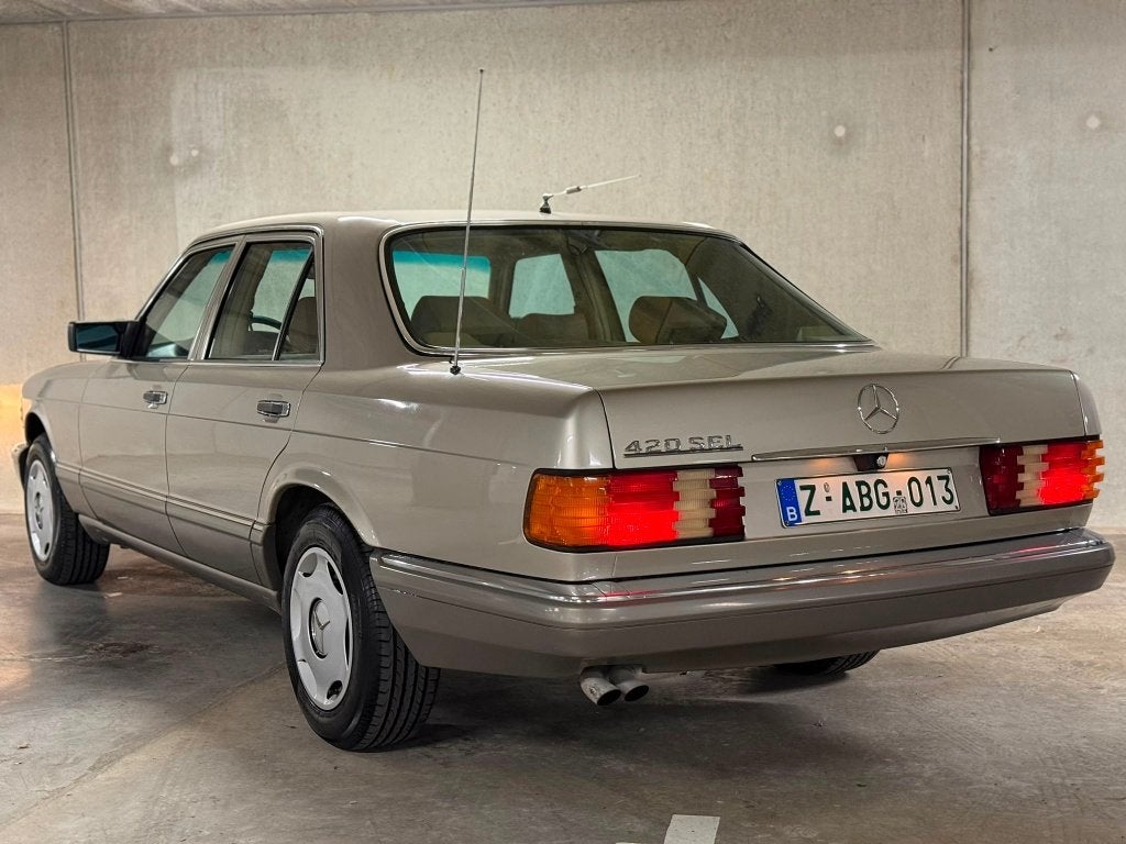 Mercedes-Benz 420 SE V8 | BELG. | 2 EIG. | ORGINEEL | AIRCO, Auto's, Automaat, Achterwielaandrijving, 8 cilinders, Beige