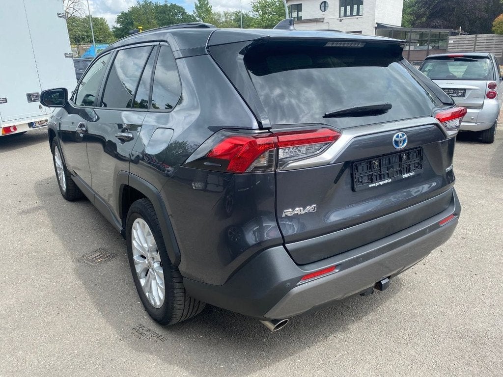 Toyota RAV4 Hybrid 4x2 STYLE MET GARANTIE (automatique), Cuir, Argent ou Gris, 2487 cm³, 131 kW