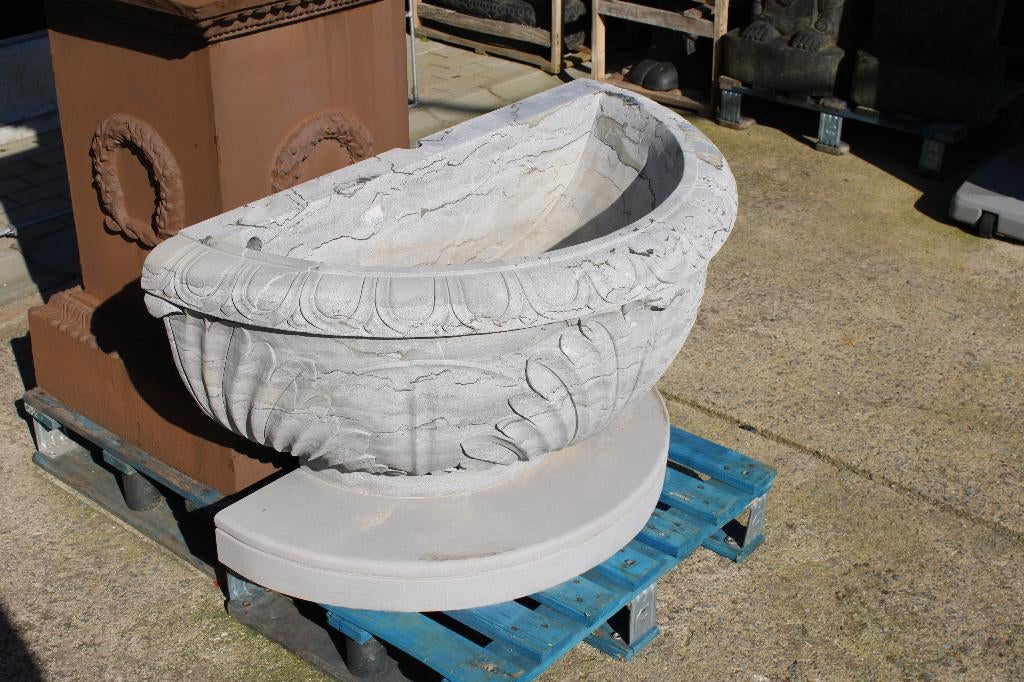 jardinière en demi lune en pierre bleu ., Neuf, Pierre, 30 à 60 cm, Enlèvement