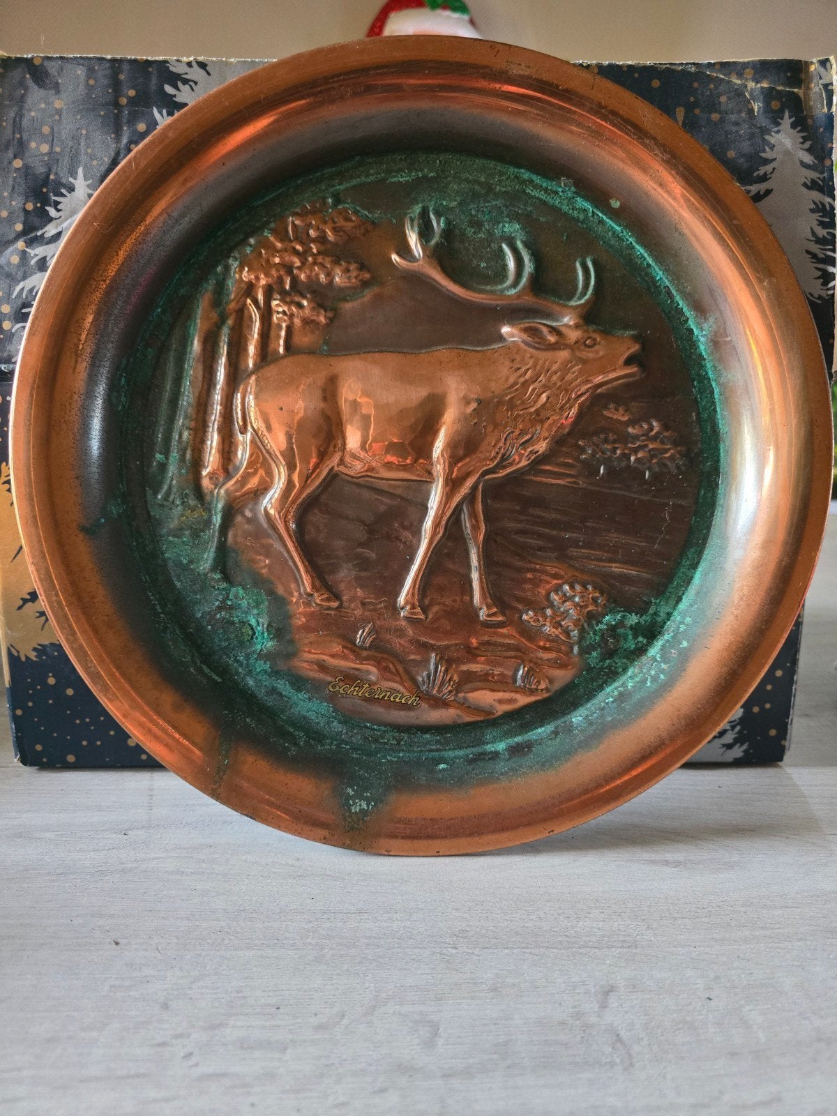 Vintage koperen wandbord met reliëf van hert / jachtdecorati, Antiek en Kunst, Ophalen