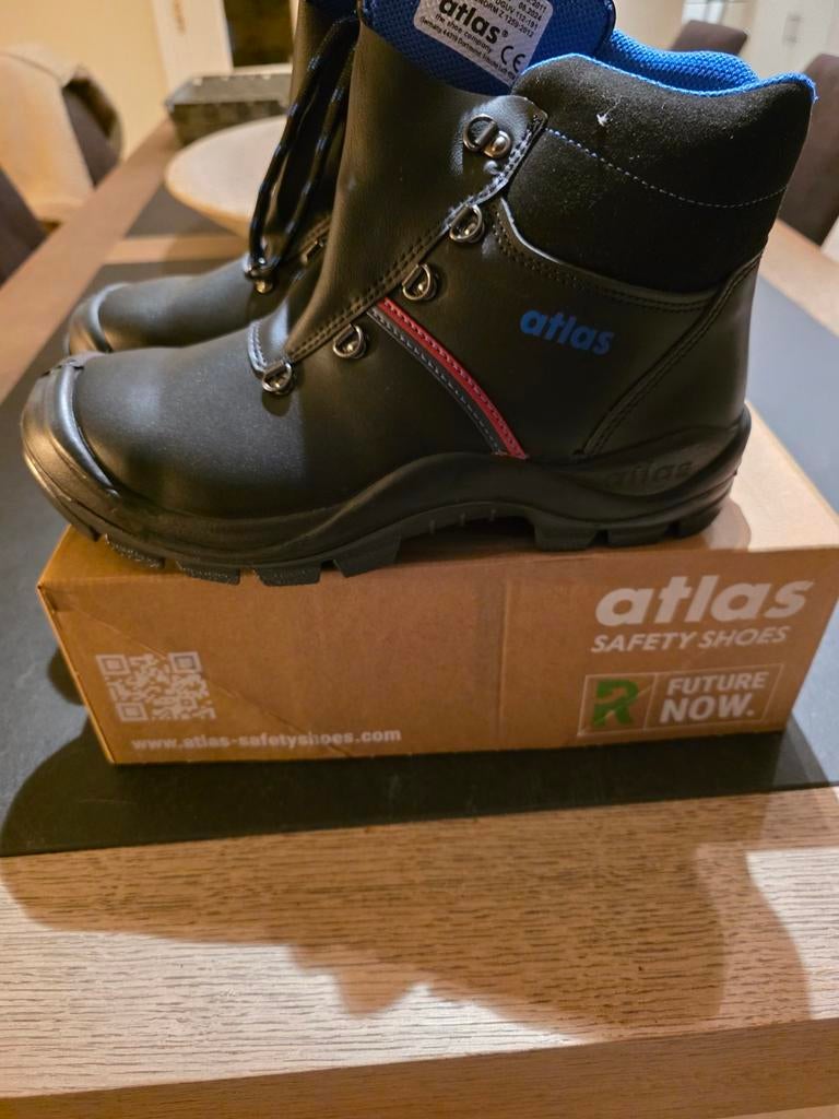 Veiligheid schoenen atlas s3 maat 43, Enlèvement