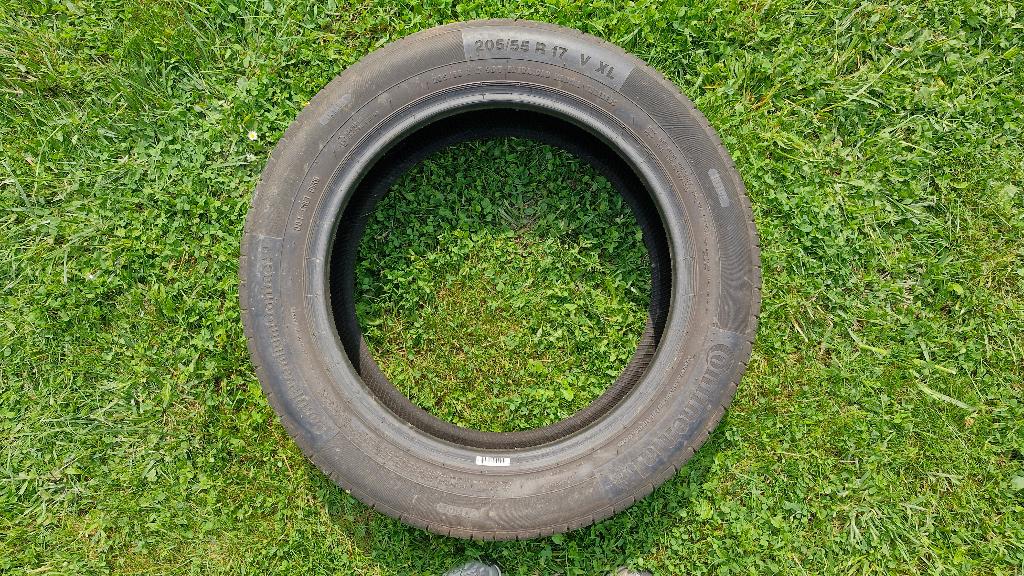 Continental zomerband 205/55 R17 95V XL ContiPremiumContact, Auto-onderdelen, Banden en Velgen, Ophalen, Gebruikt, 17 inch, 205 mm