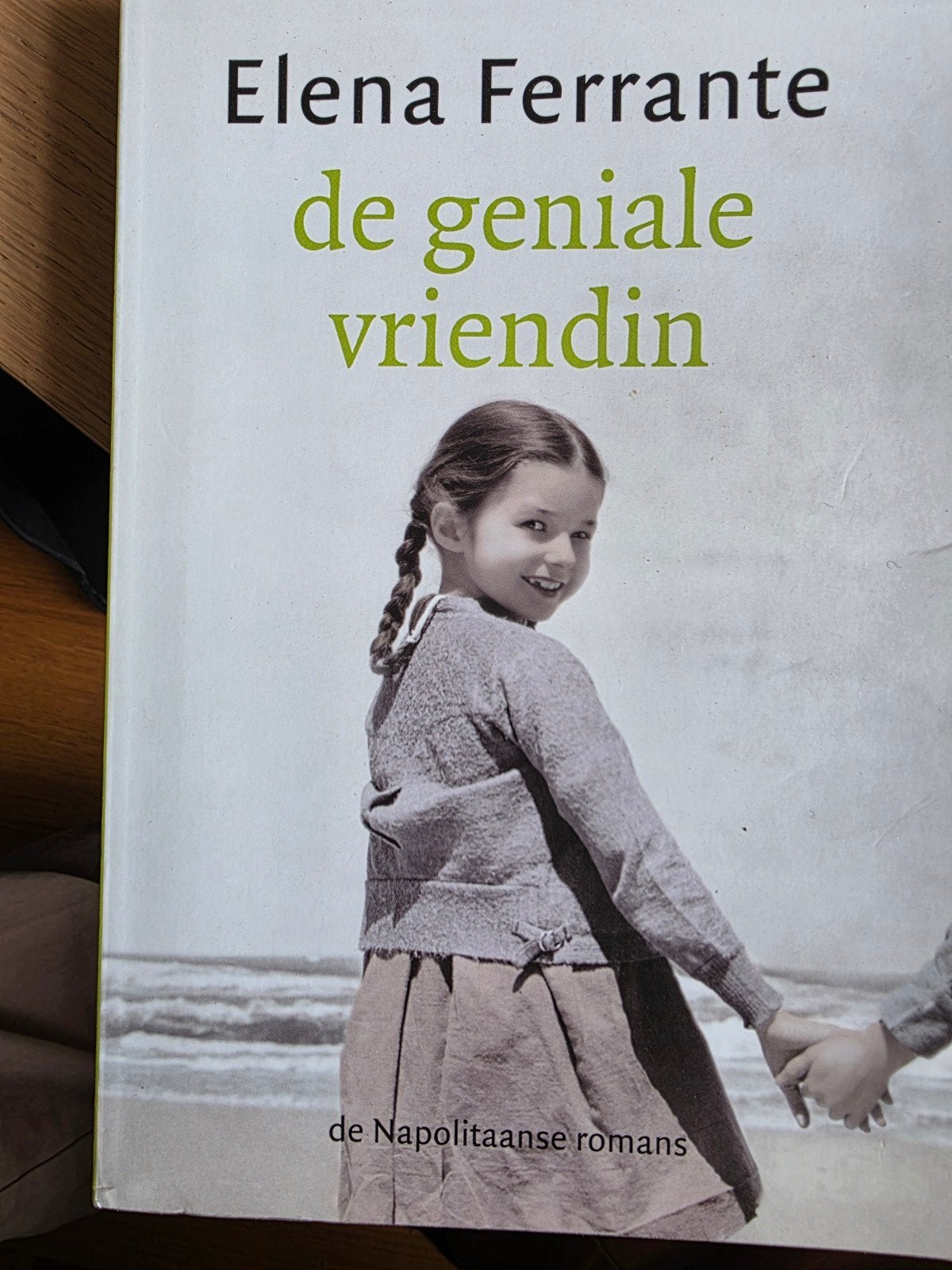 Elena Ferrante - De geniale vriendin, Enlèvement ou Envoi, Elena Ferrante