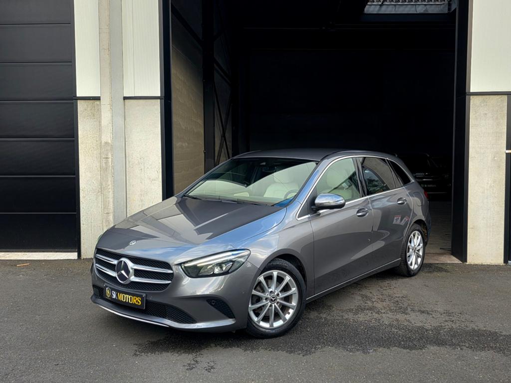 B180 CGI Euro 6d Leder Camera Carplay Sfeerverlicht. Garanti, Monovolume, 4 cilinders, Zwart, Leder