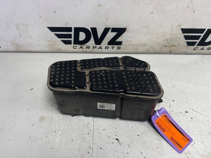 Koolstoffilter van een Audi RSQ8, Auto-onderdelen, Filters, Audi, Gebruikt, 3 maanden garantie, Ophalen of Verzenden