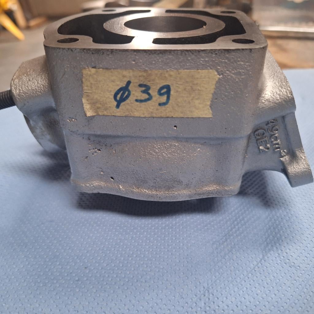 Honda MBX MTX NSR CRM 50cc cilinder CHARMO, TOP STAAT, Ophalen of Verzenden, Zo goed als nieuw, Cilinder, Honda