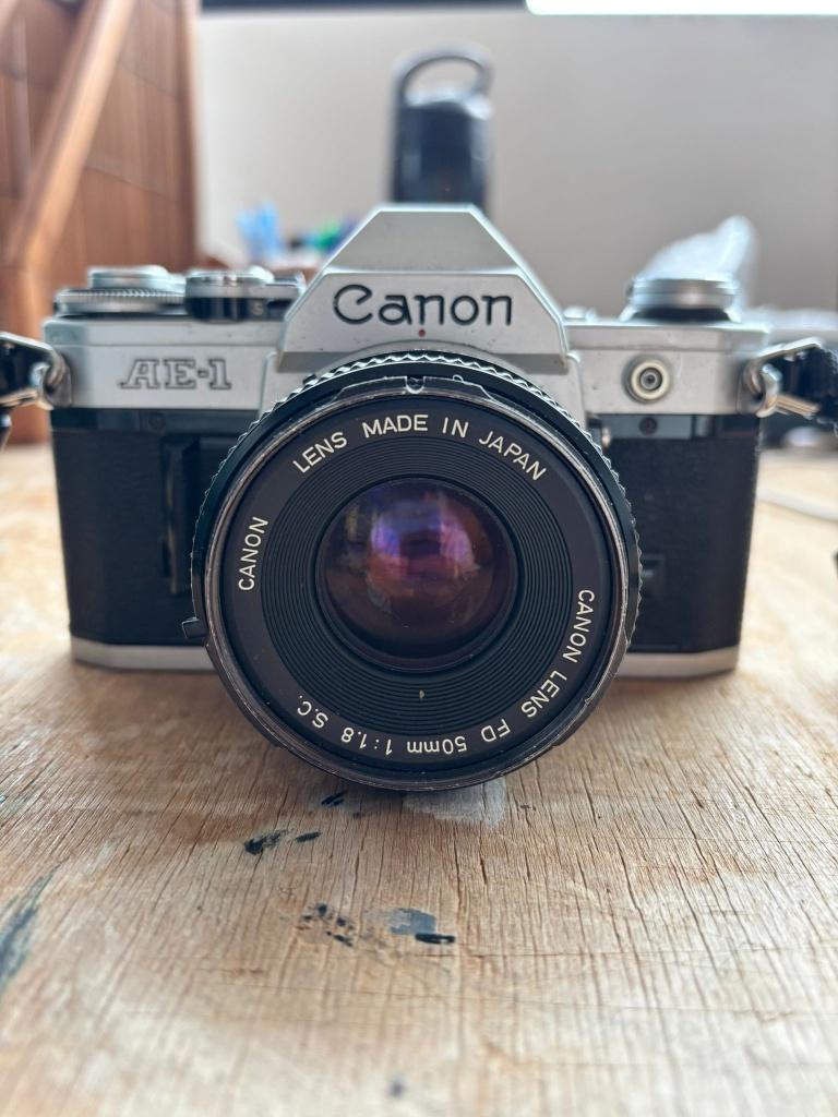 Canon AE-1 + Canon FD 50mm f/1.8 + accessoires, Enlèvement, Utilisé, Reflex miroir, Canon
